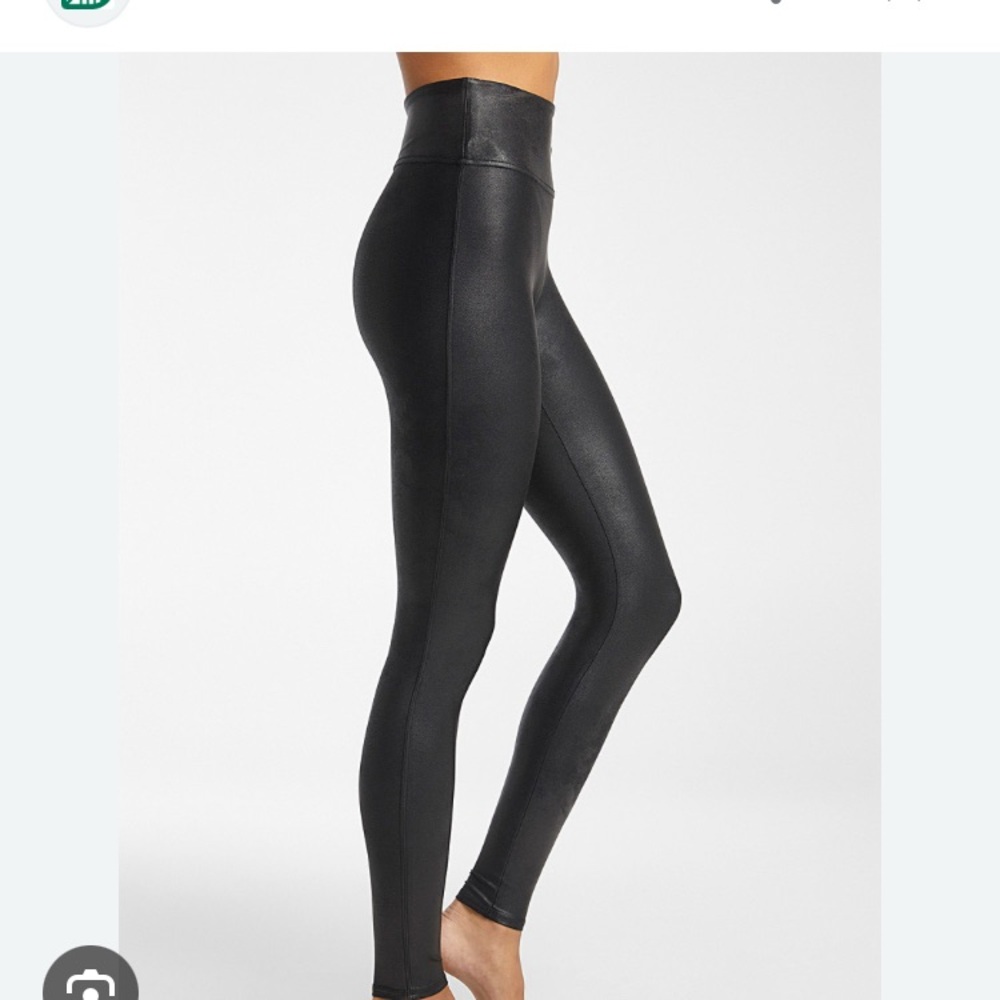 La Maison Simons Sleek Black High-Rise Leggings